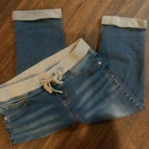 Girl's Capri jeans